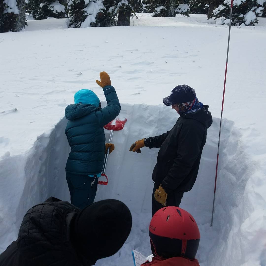 avalanche instructor on an avalanche education course.